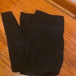 Black leggings